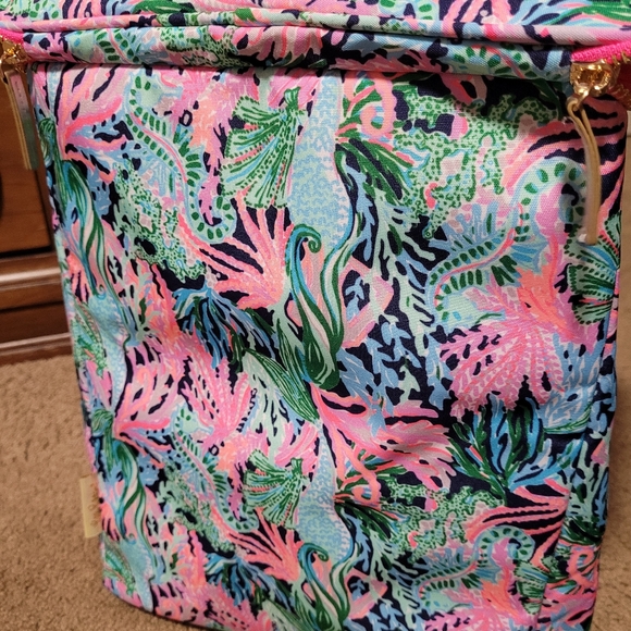 NWT! Lilly Pulitzer insulated wine carrier - Picture 7 of 10
